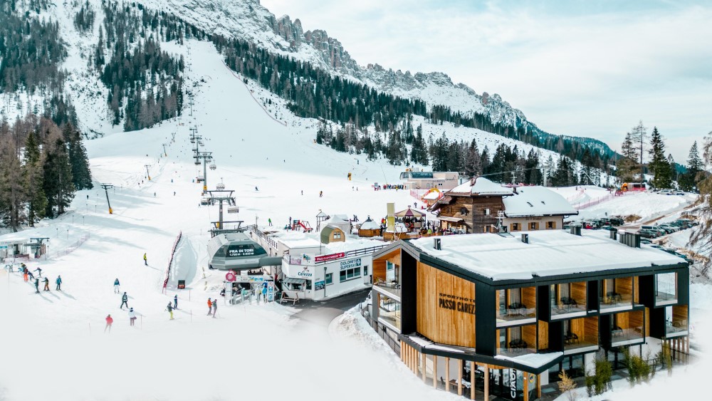 Sporthotel Passo Carezza van Sunweb aan de piste.